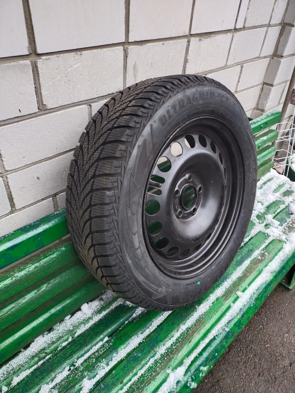 Піст продажу! Goodyear 205/60/16 2