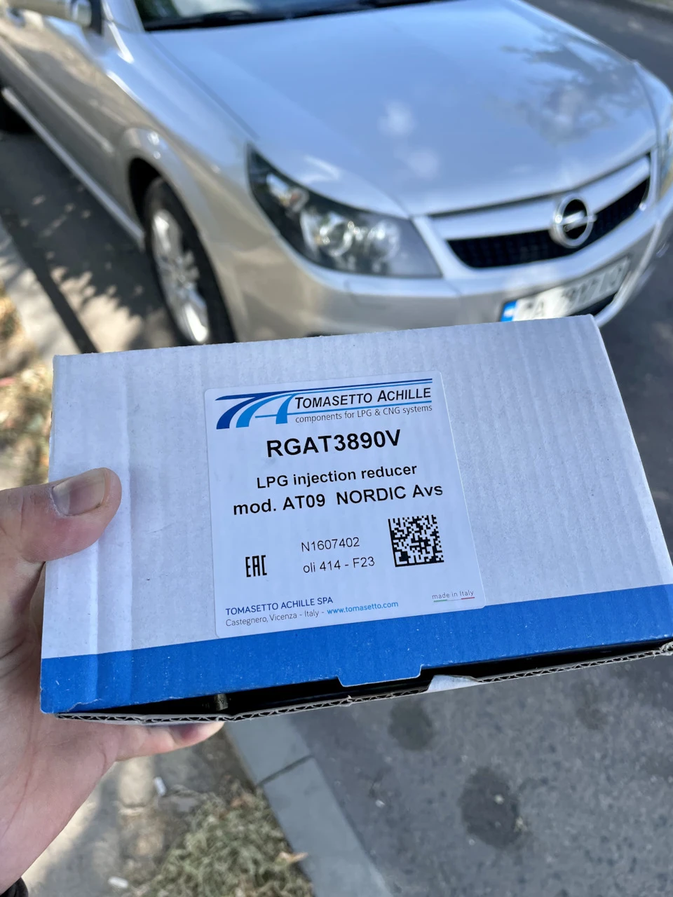 ГБО) Новий газовий редуктор та форсунка)