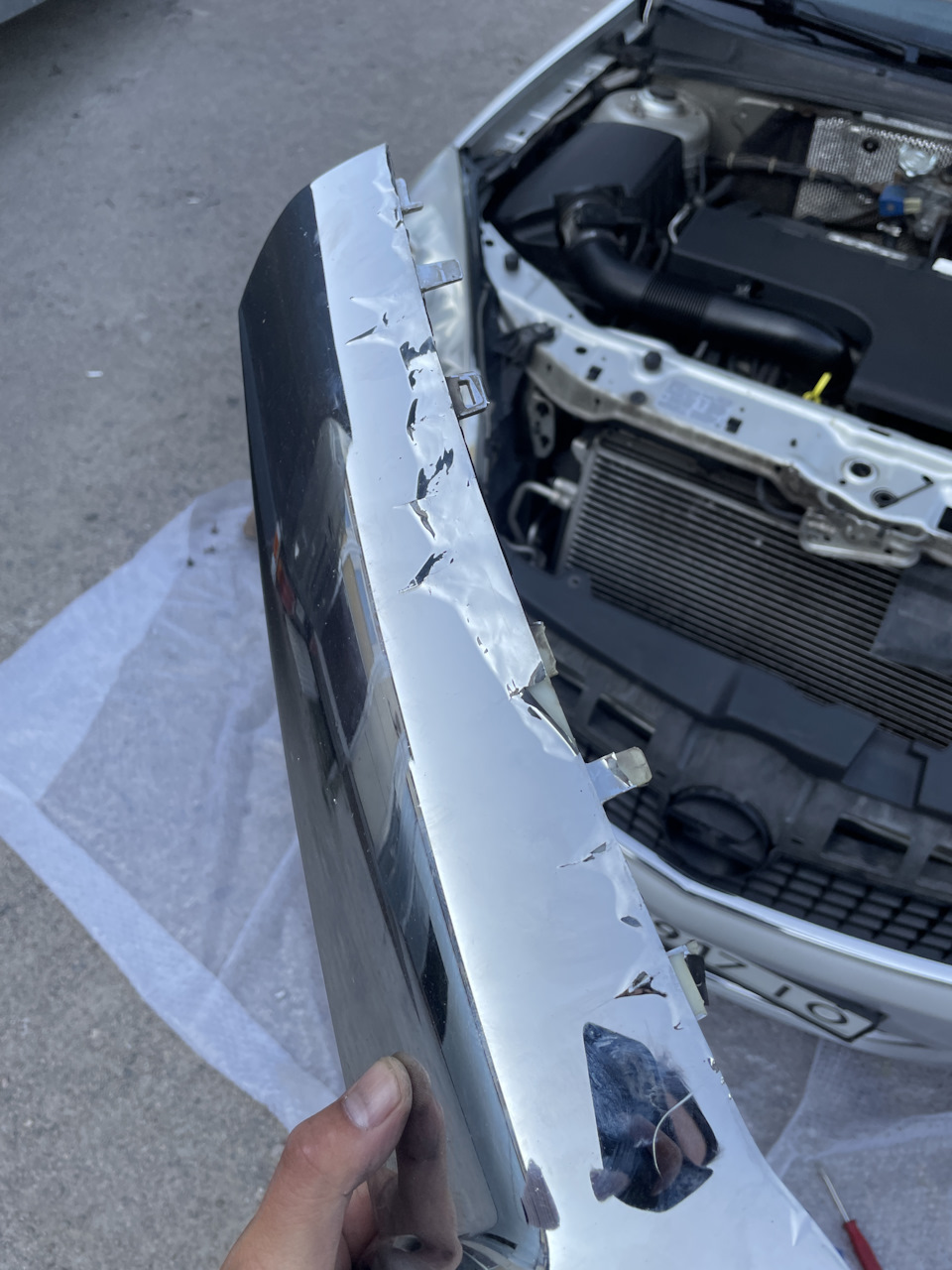 Рішітка радіатора Vauxhall) 1