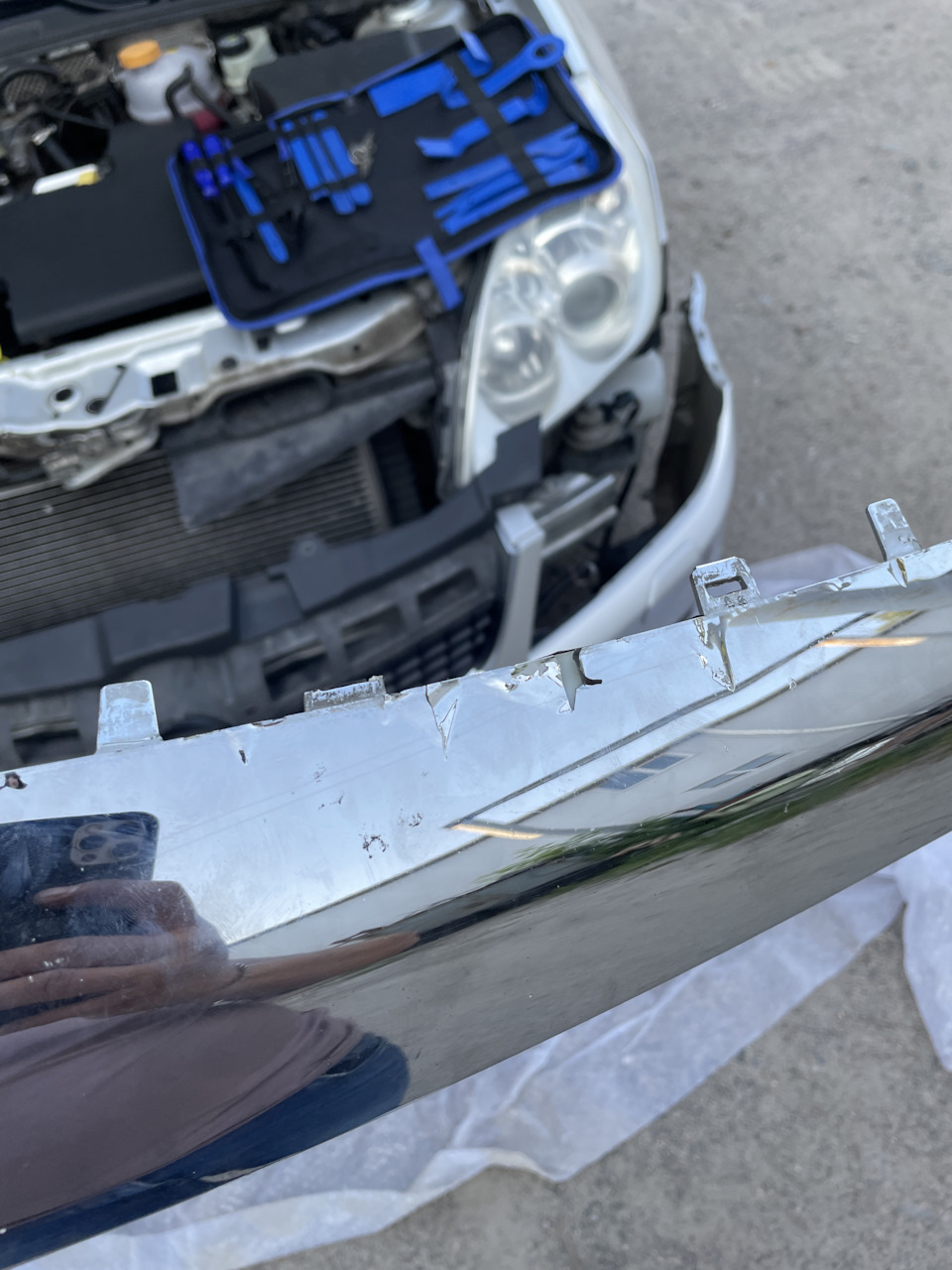Рішітка радіатора Vauxhall) 2