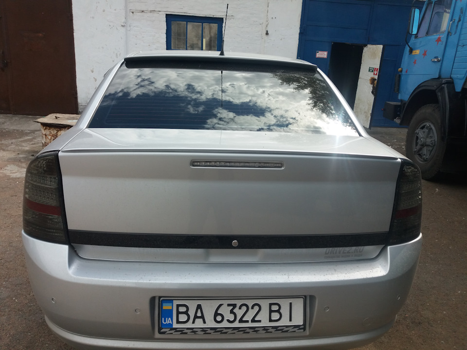 Шабля багажника стиль BMW 3