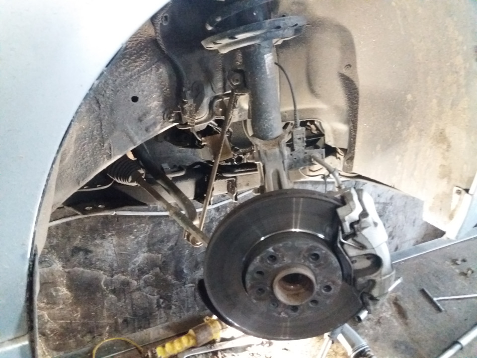 Заміна бумерангових сайленблоків. 4