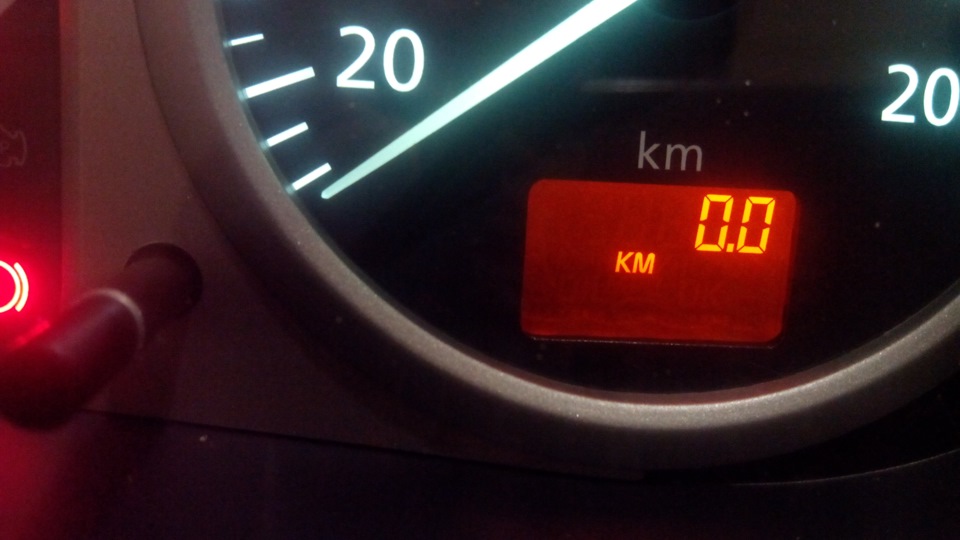 Приборка Renaul Trafic \ Opel Vivaro 4