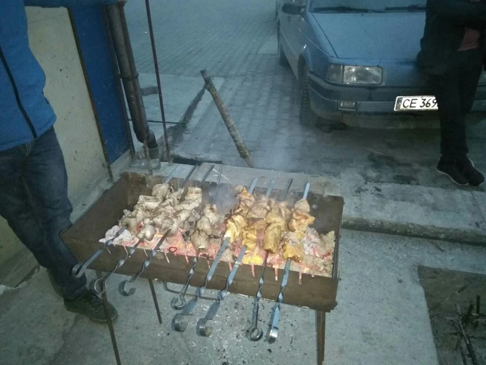 Все по трохи, гума, чіплення