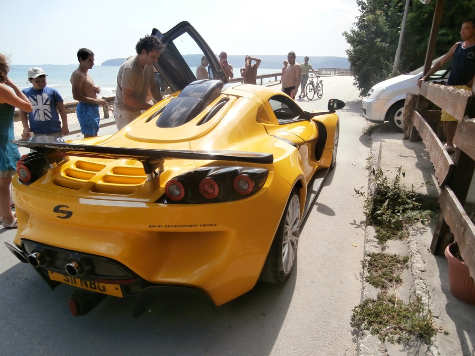 Спорткар SIN R1 4