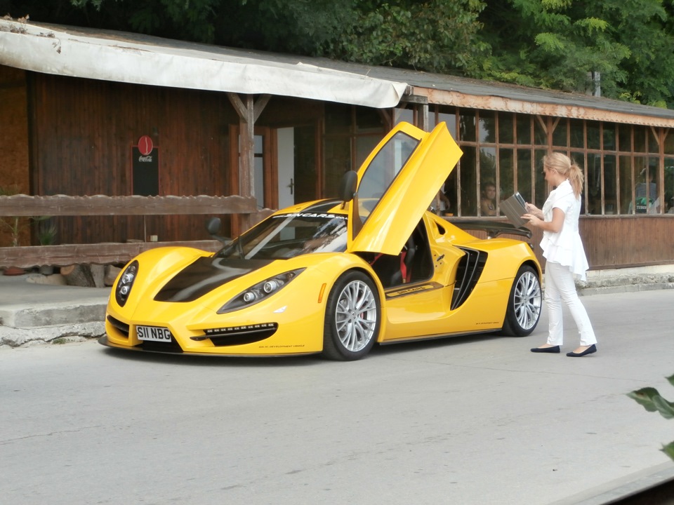Спорткар SIN R1 2