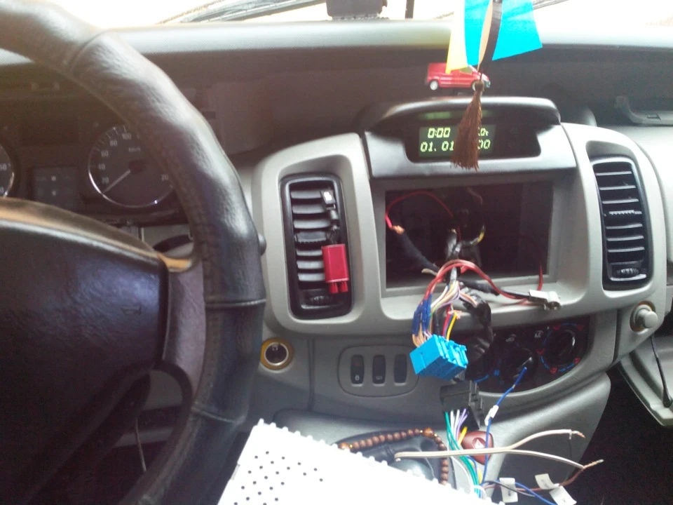Двухдіновий CYCLON MP-7015 GPS+підсвітка кнопок на кермі!