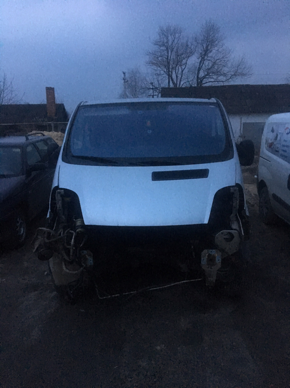 Капремот двигуна opel vivaro 1