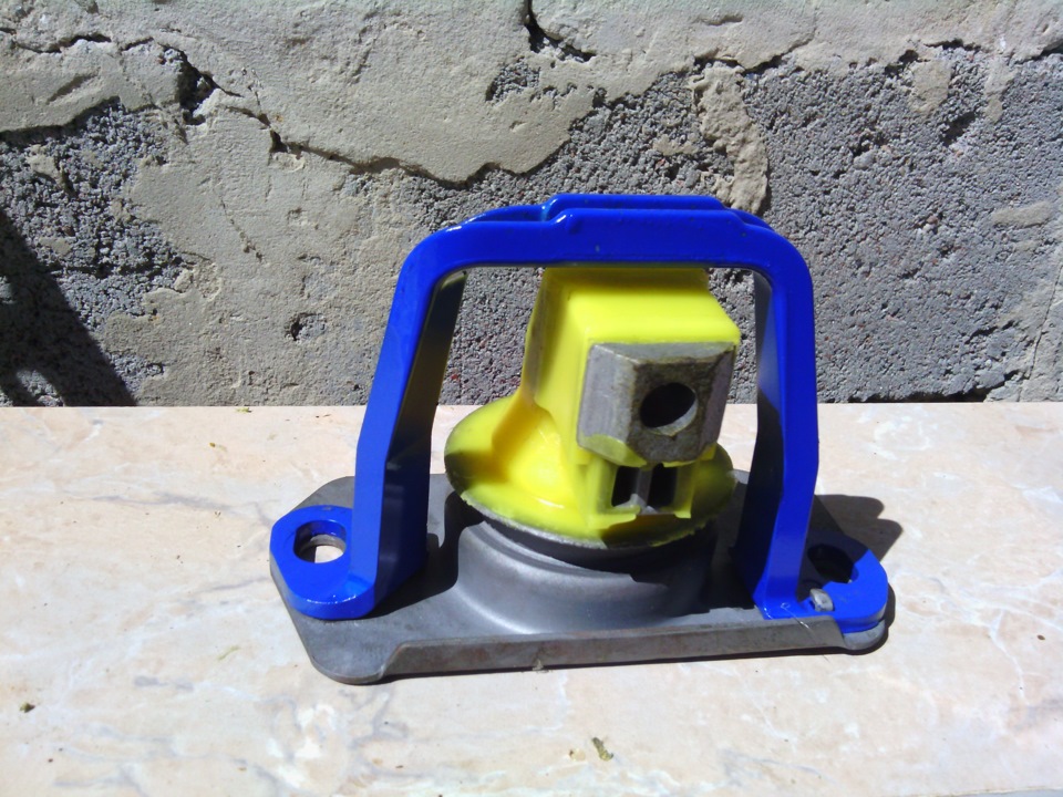Всі три подушки на поліуретані в зборі, чекають на установки! 1