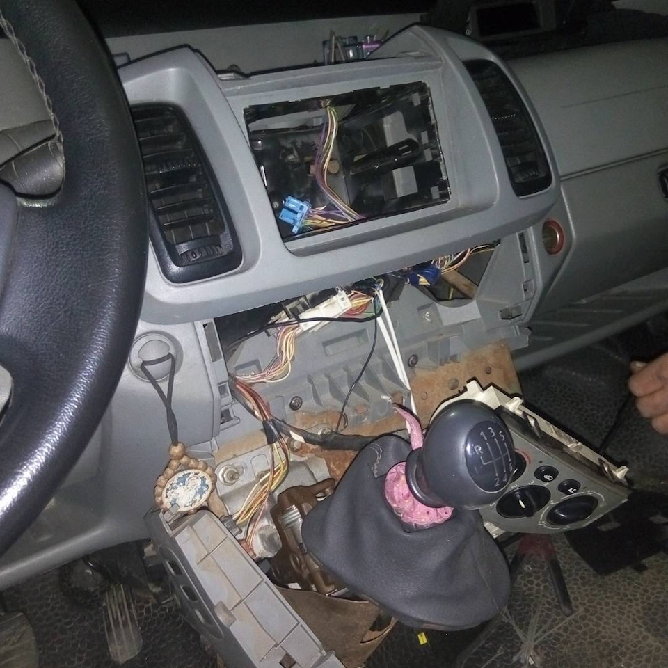 Ставимо музику) 3