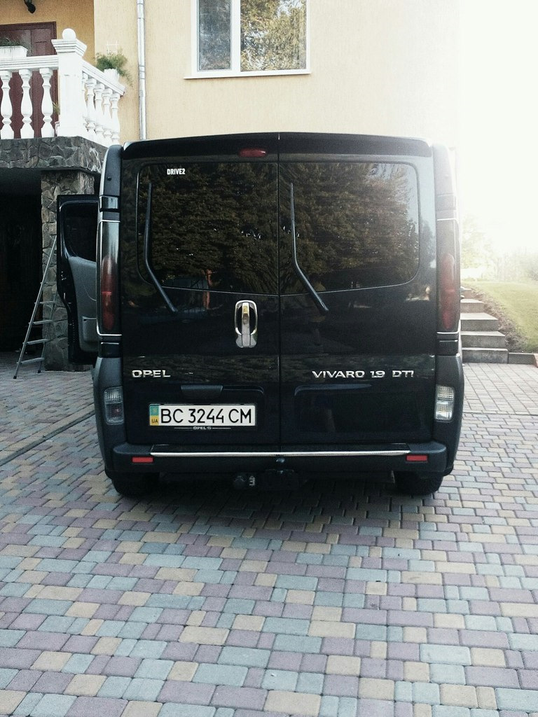 Продам Задні Фонарі 01-06 4
