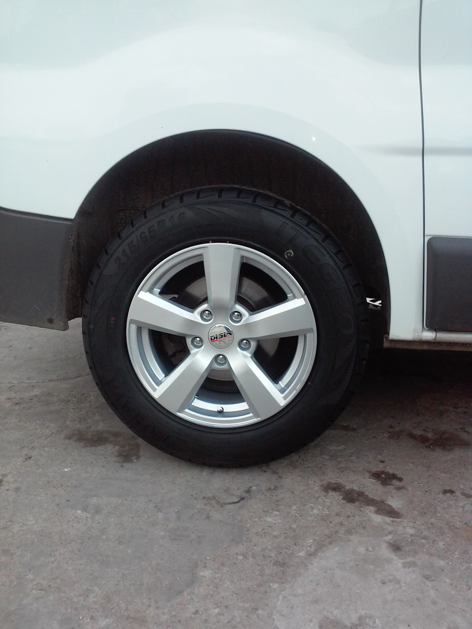 Ну і нова літня гума Rosava Itegro 98V 215 65 r 16 3