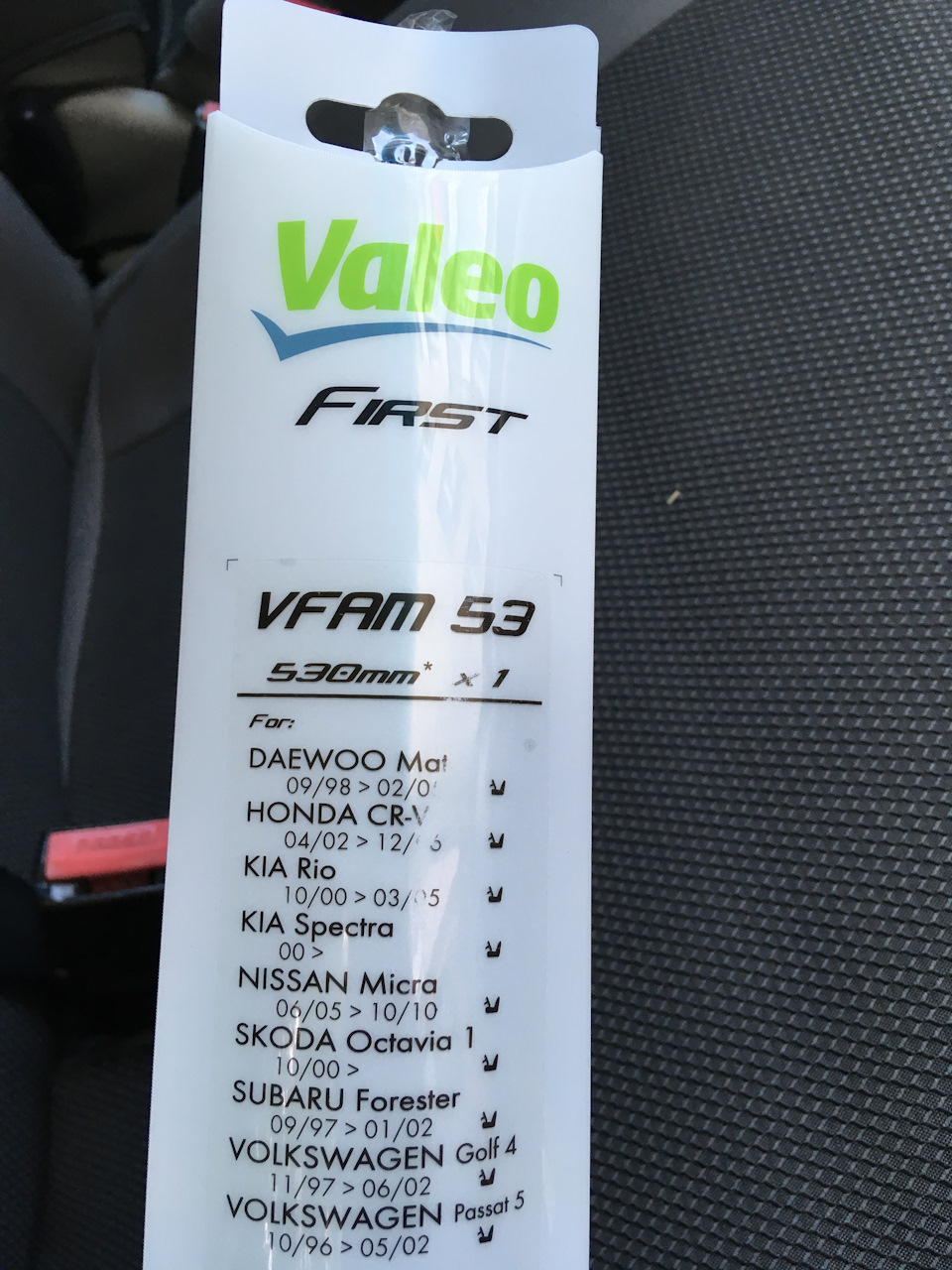 Щітка склоочисника права Valeo 575796 2