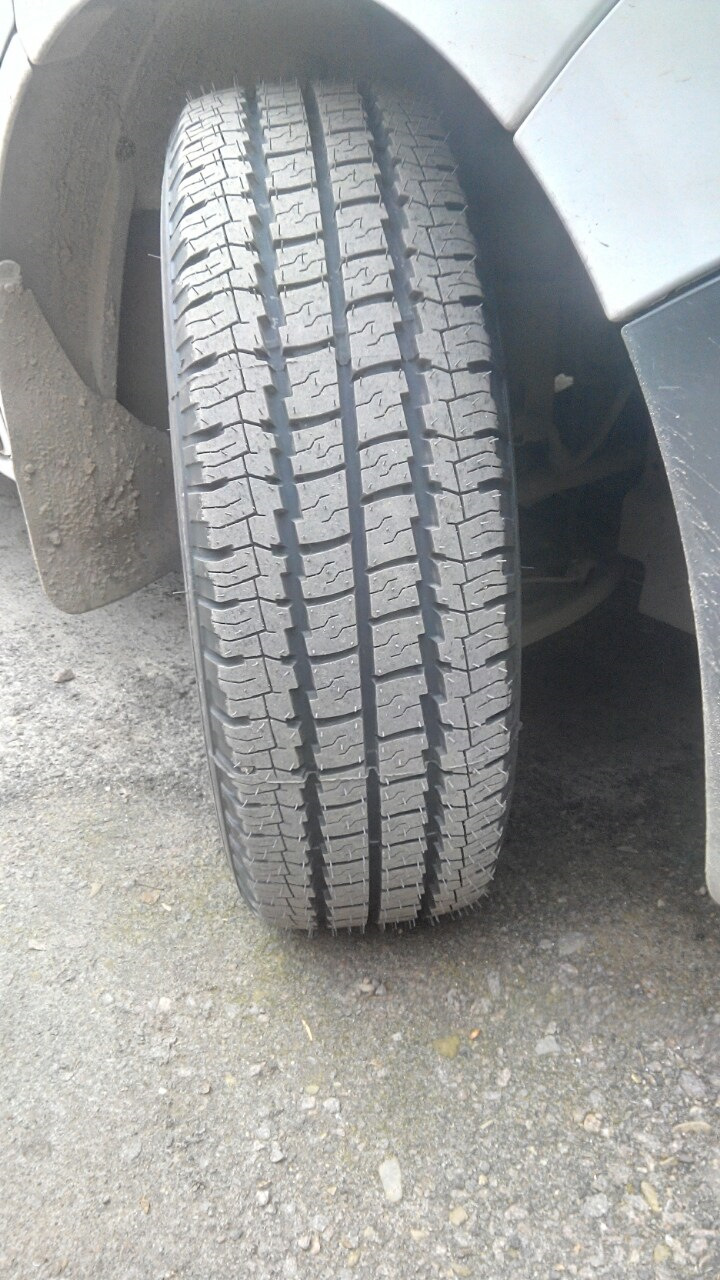 KORMORAN 215 65 R16 3