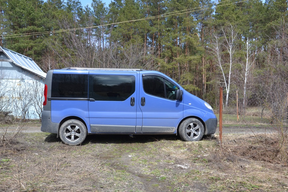 Літня Michelin Latitude Tour HP 102H XL 215*65*16 1