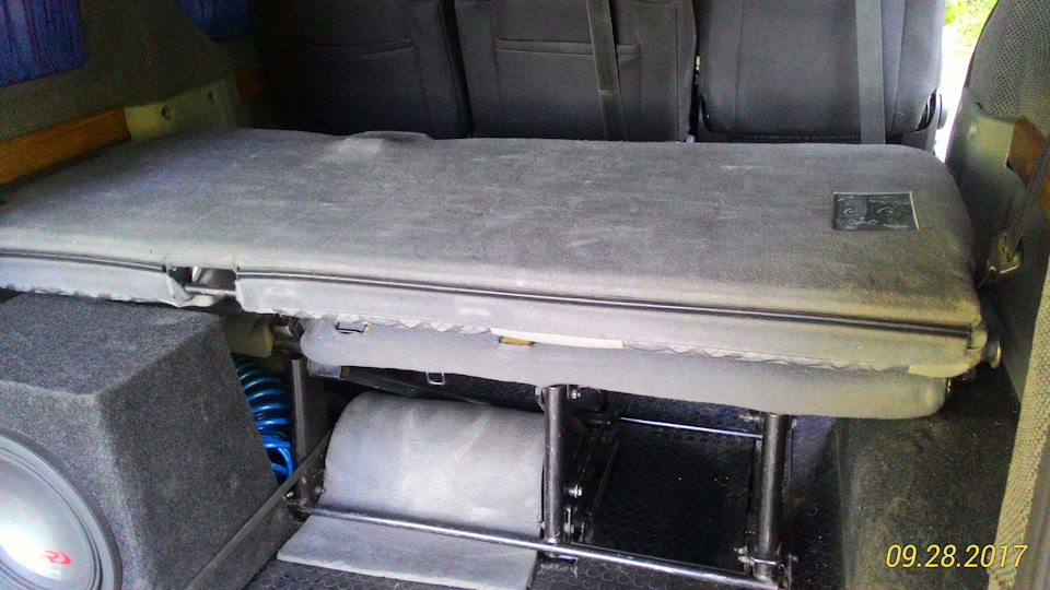 Продам оригінал диван на trafic vivaro (проданий) 3
