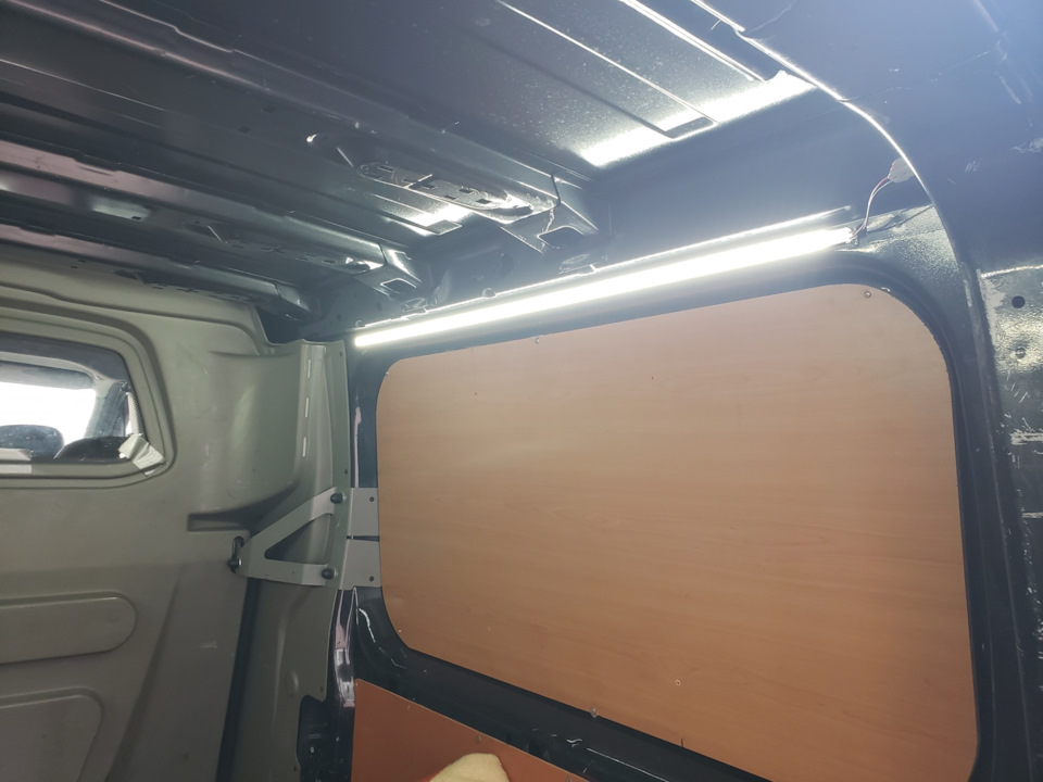 Led підсвідка багажного відділення 4