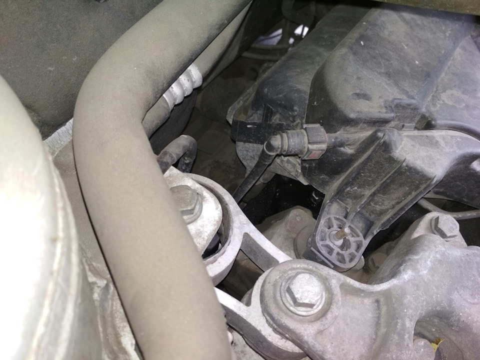 Іде антифриз 2,5 cdti vivaro 2006 3