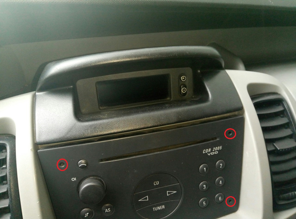 Сьогодні встановлюватиму магнітолу _ pioneer 7010b (part 2) 2