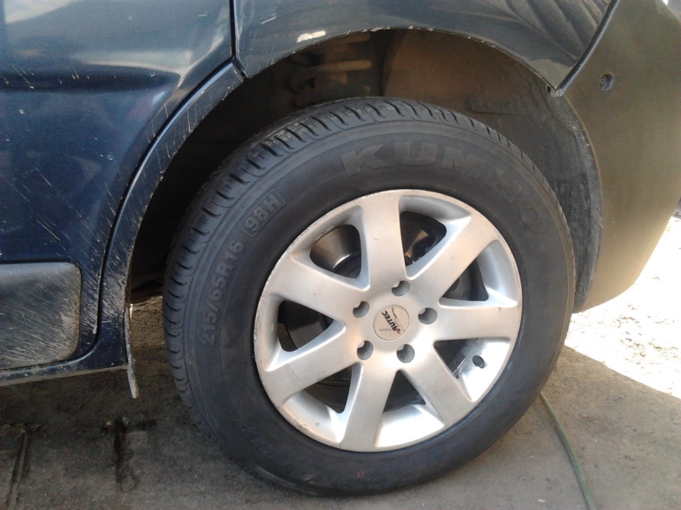Літні шини Kumho KH11. 4