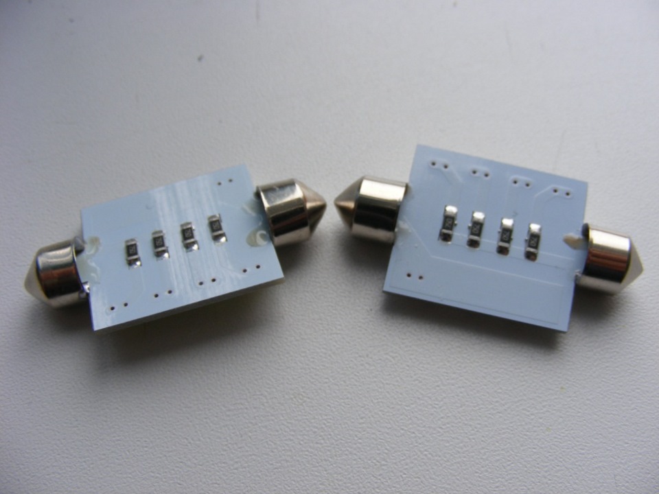 Заміна лампочок у плафоні освітлення салону на LED SMD 5050 х 12 5