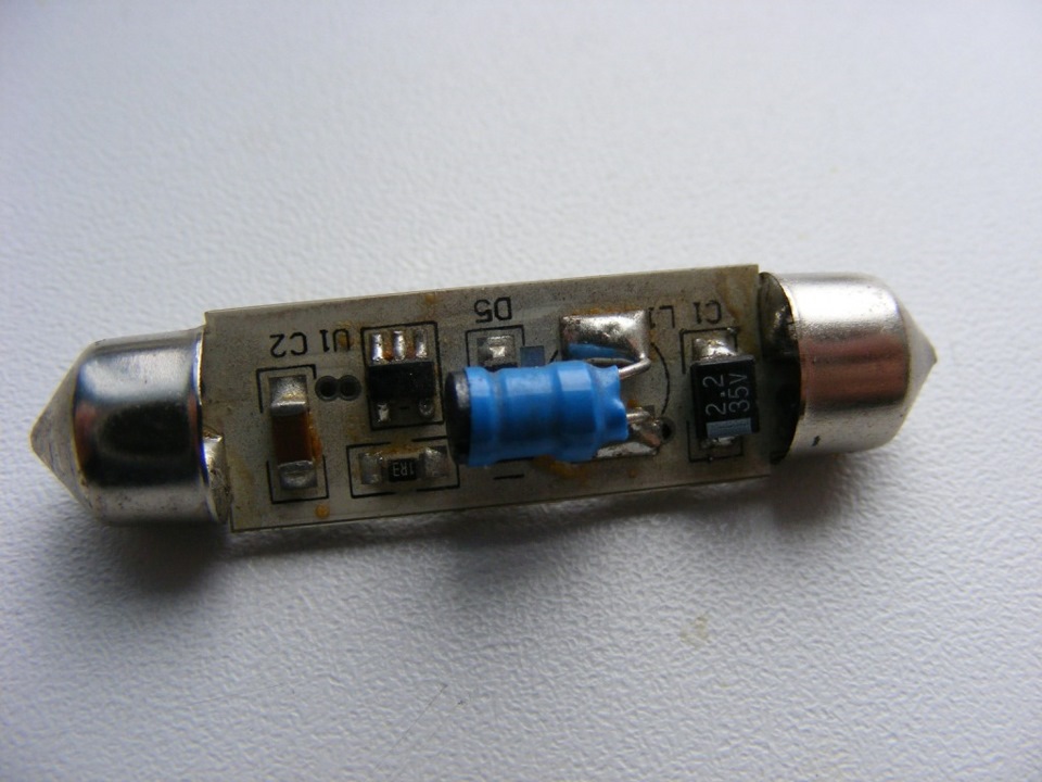 Заміна лампочок у плафоні освітлення салону на LED SMD 5050 х 12 1