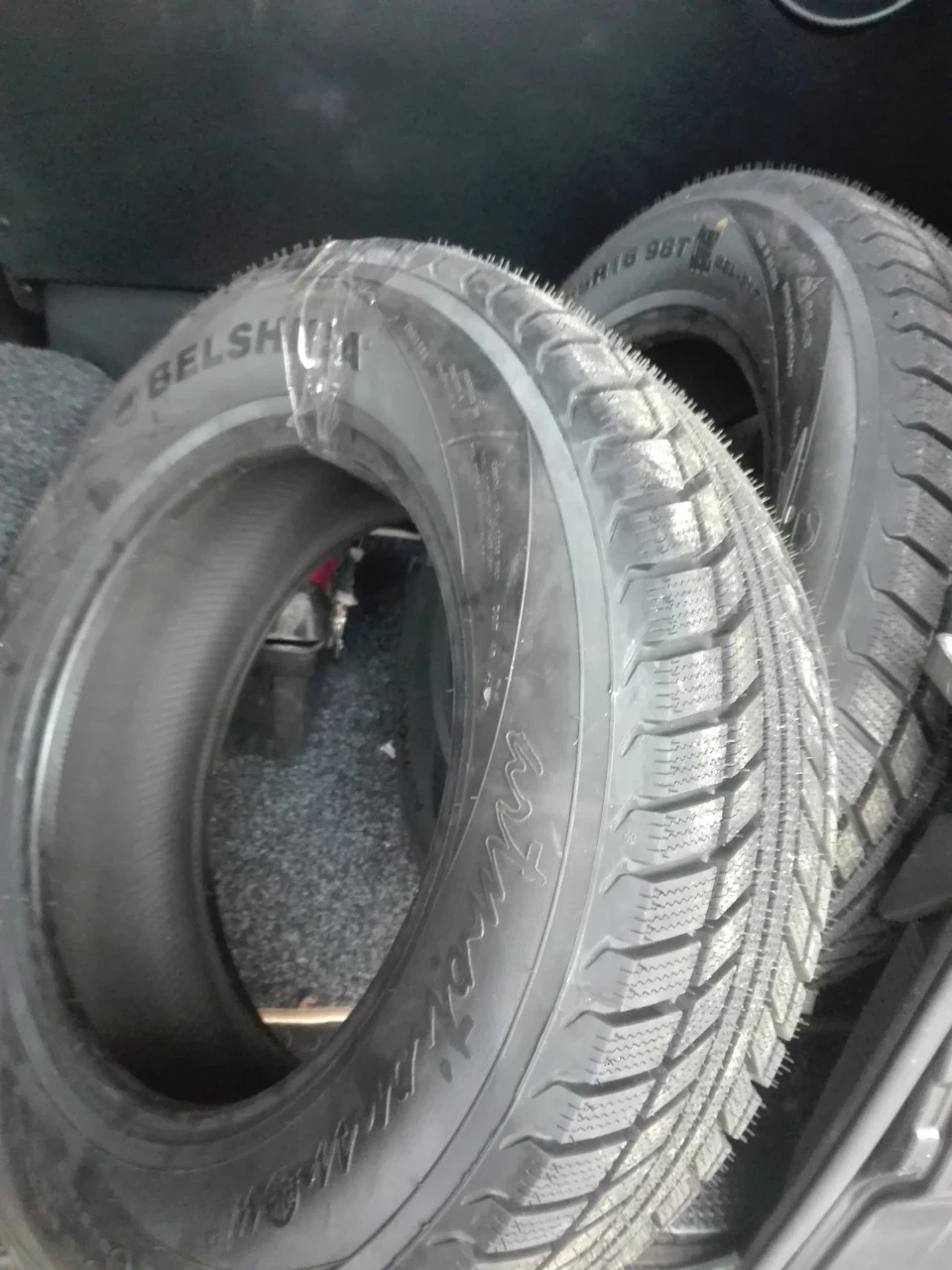 Купив нові капці Белшина Бел-217 Artmotion Snow 215/65 R16 98T