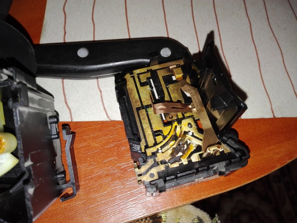 Відмовилися працювати двірники в 1-положенні 4