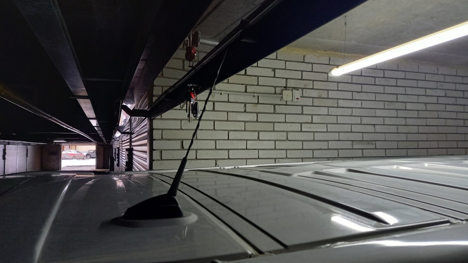 3.5cm Radio Enhanced Signal Car Roof Antenna Universal Screw Metal Auto Styling FM/AM Small Vehicle Short Aerials Carbon Fiber 3