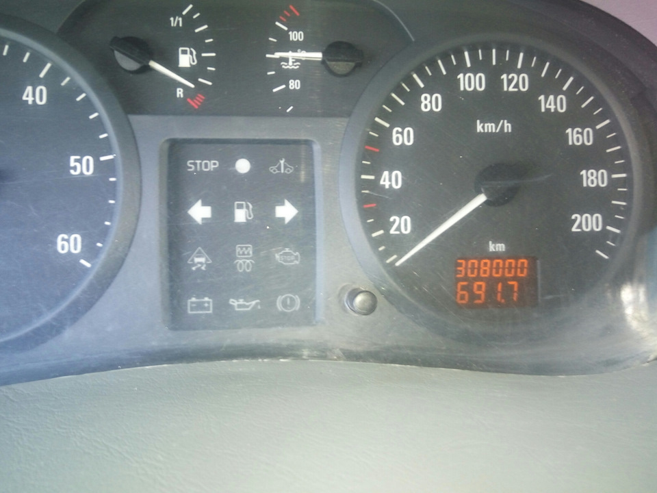 вже 308000 1
