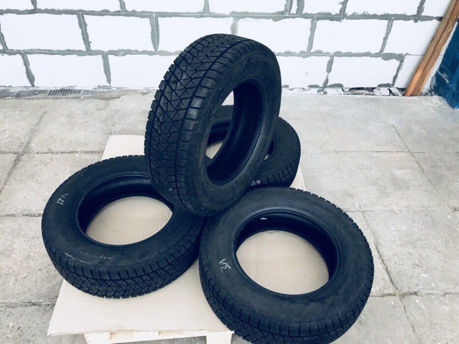 215/70 R16 на Opel Vivaro 2