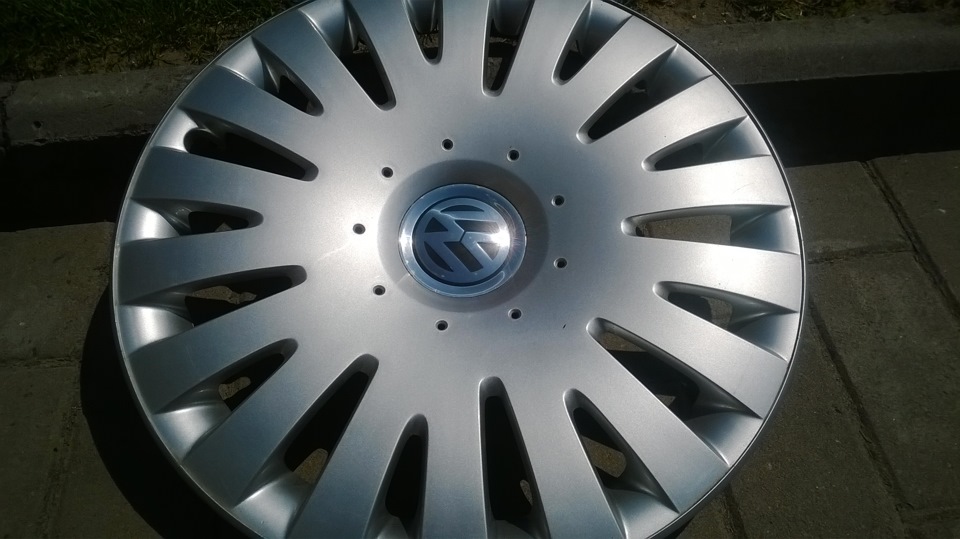 Продам ковпак vw 16 2