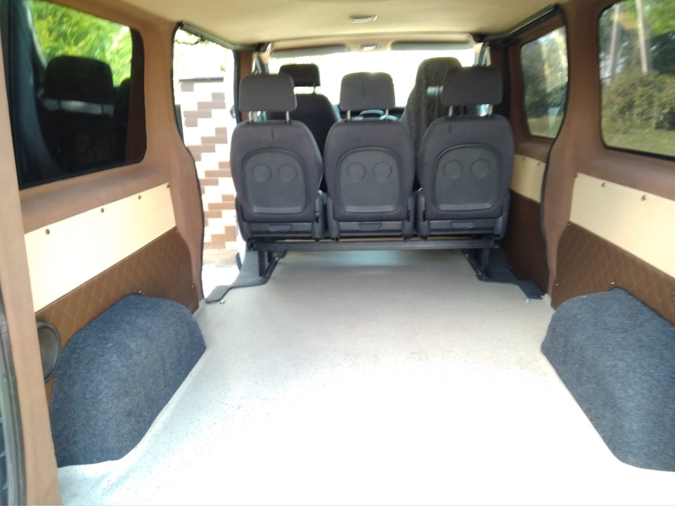 Сидіння з Sharana на Vivaro 5
