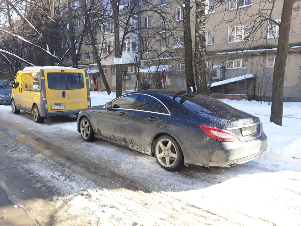 vivaro vs CLS 4