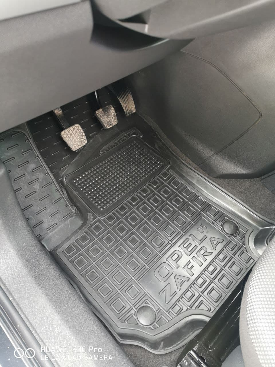 Автомобільні килимки в салон Opel Zafira B 2005- (Avto-Gumm) 1