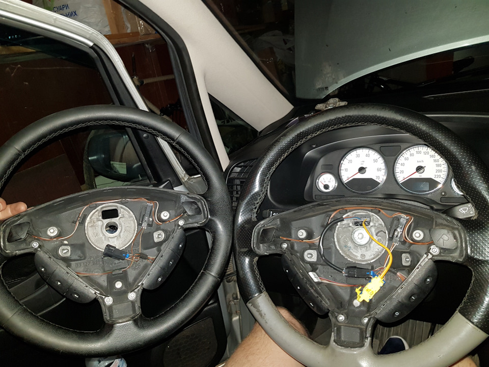 Підкажіть як усунути без комп'ютера помилку airbag. Заміна рульового колеса та подушки 3