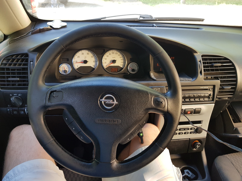 Підкажіть як усунути без комп'ютера помилку airbag. Заміна рульового колеса та подушки 1