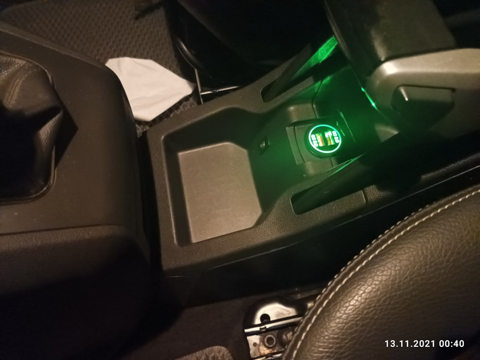 USB-розетка замість прикурювача 1