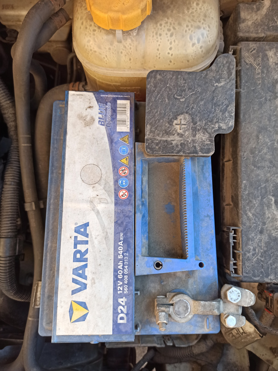 Заміна АКБ на Bosch 63Аh Єв (-/+) S5005 (610EN) (0 092 S50 050) 1