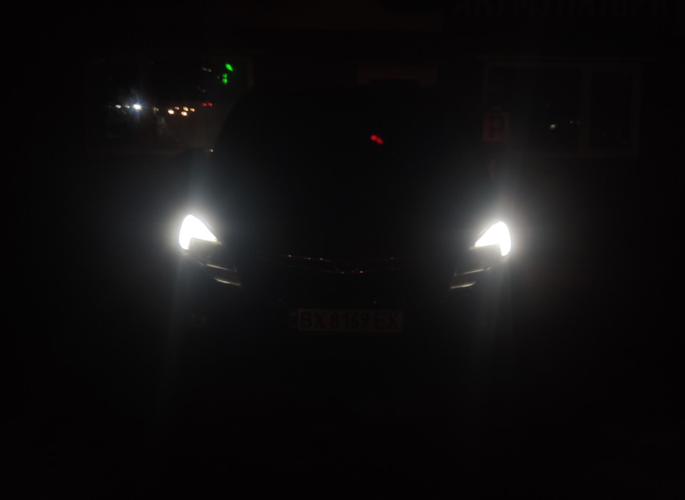 Заміна ламп габоритів та ДХО встановлення LED 4