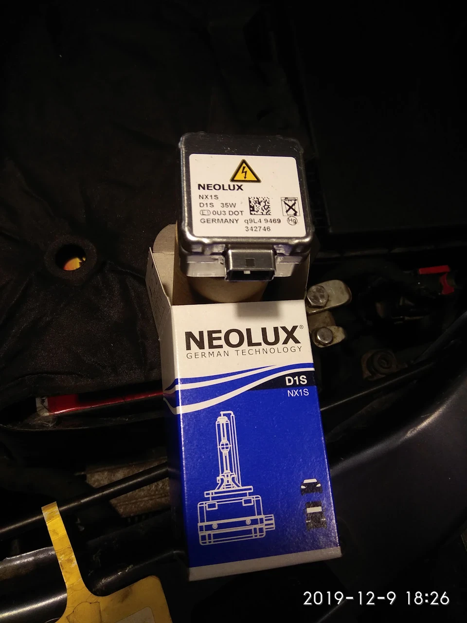 Заміна ламп d1s на Neolux