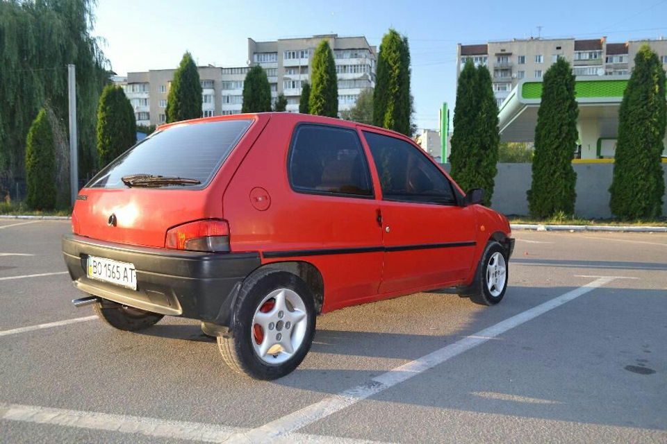 Продаю 2100 $ 2