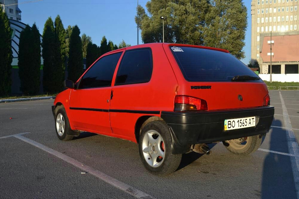 Продаю 2100 $ 3