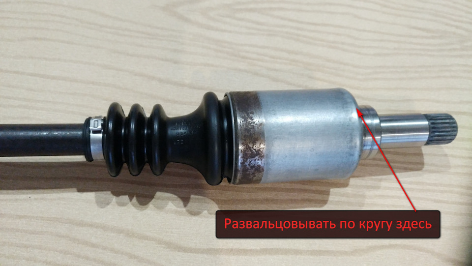 Заміна пильника лівого зовнішнього ШРУСу та сальника півосі 5