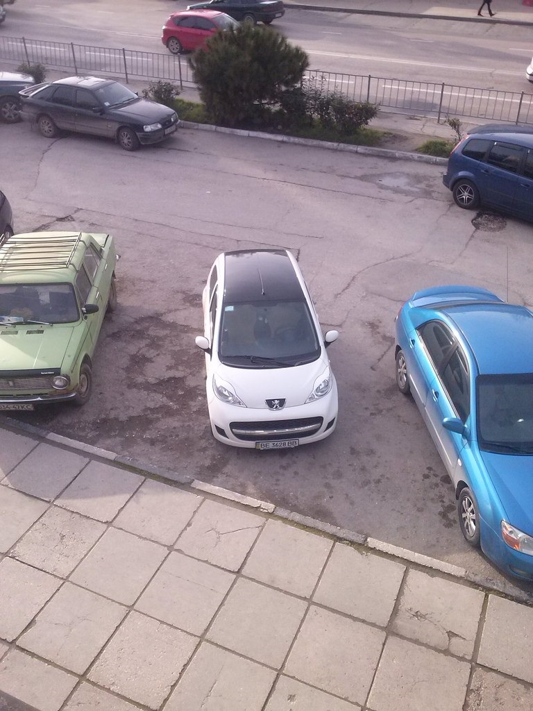 ********* 1