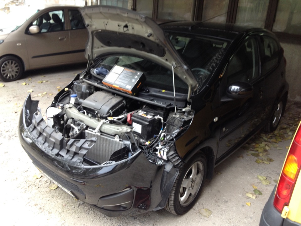 Встановлення ксинону peugeot 107 3