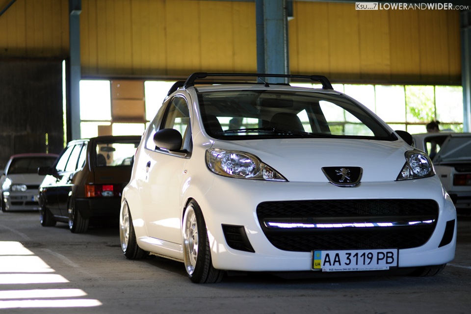 STANCE CHILL & FRIENDS MEETING 3
