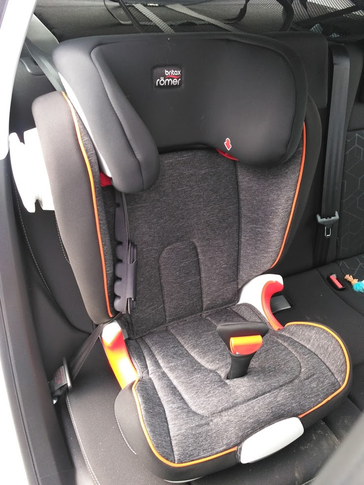 дитяче автокрісло britax 1