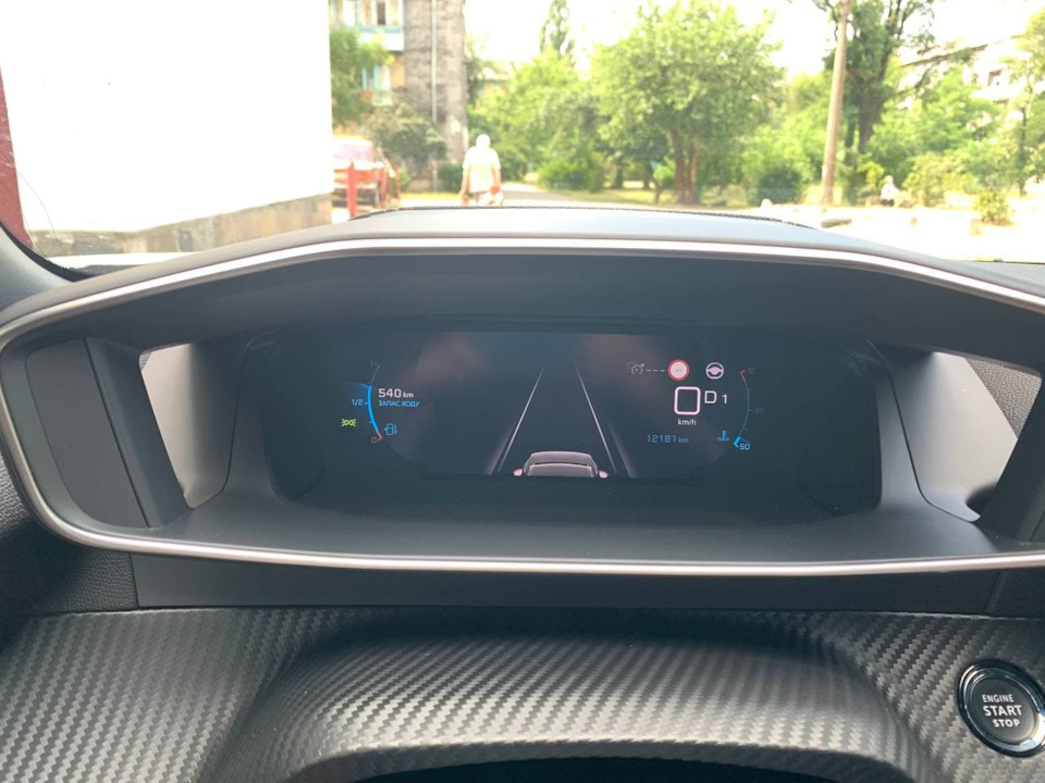 Auto Hold на Peugeot з функцією stop & go 1