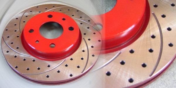 Затарив гальма, перед: Brembo 406 coupe 3.0, зад: Peugeot 206 RC 2